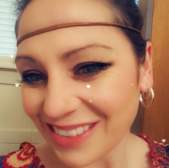 Meet your Posher, Amber - Picture 3 of 10